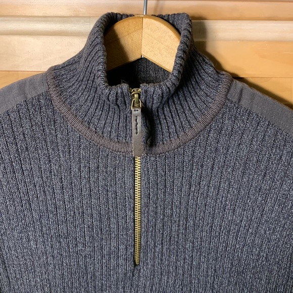 Calvin Klein Jeans (M) - Picture 8 of 16